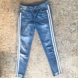 Blue Republic Jeans Semi High Waisted Size 5